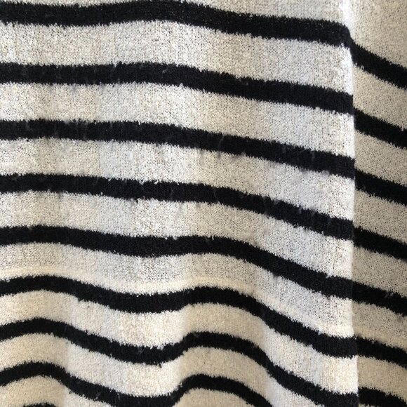 MONROW Boucle Knit Stripe Sweater Size Small - Picture 8 of 12